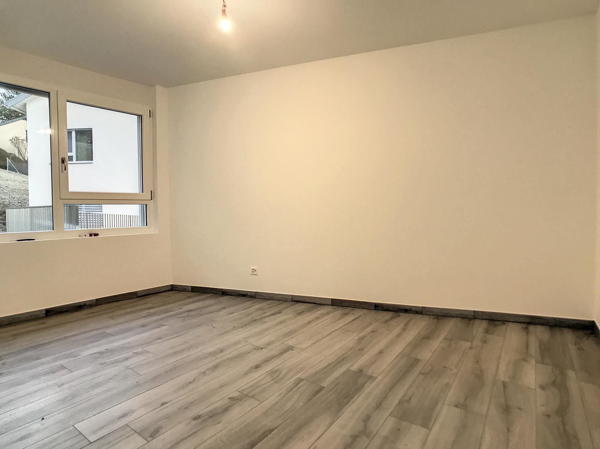 Bel appartement neuf avec vue sur le lac