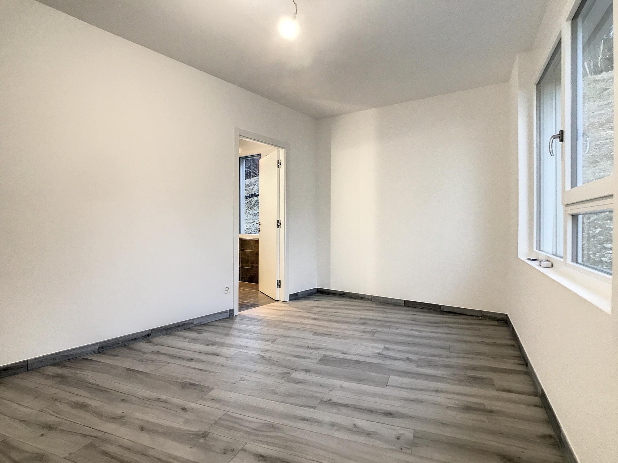 Bel appartement neuf avec vue sur le lac