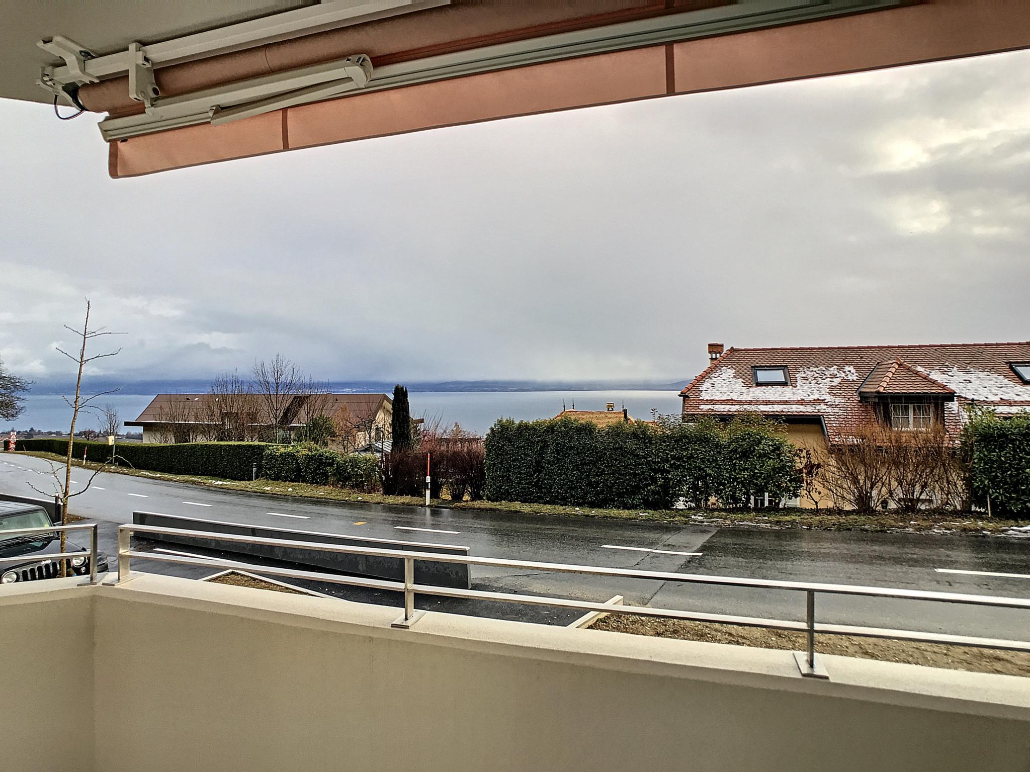 Bel appartement neuf avec vue sur le lac