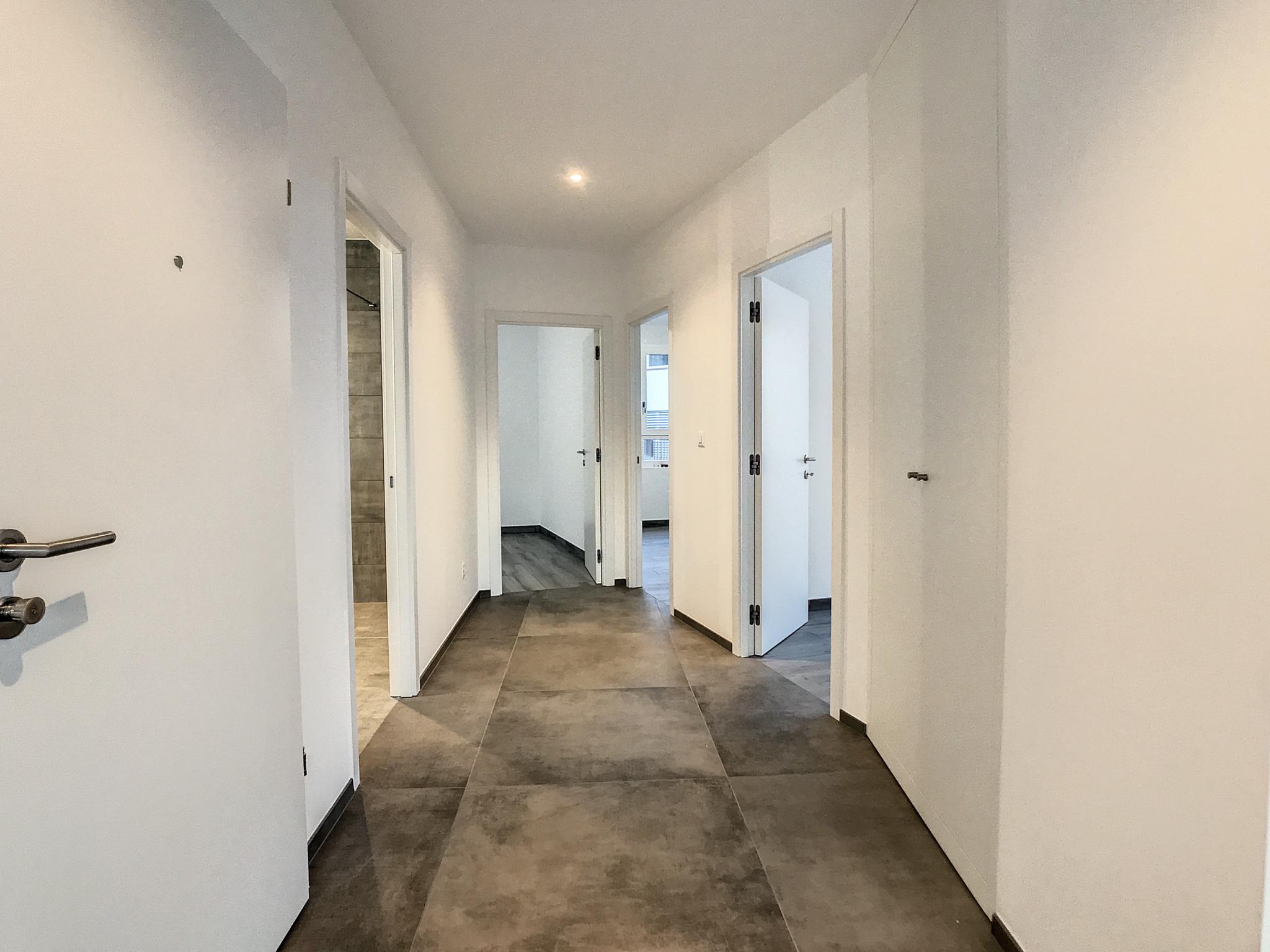 Bel appartement neuf avec vue sur le lac