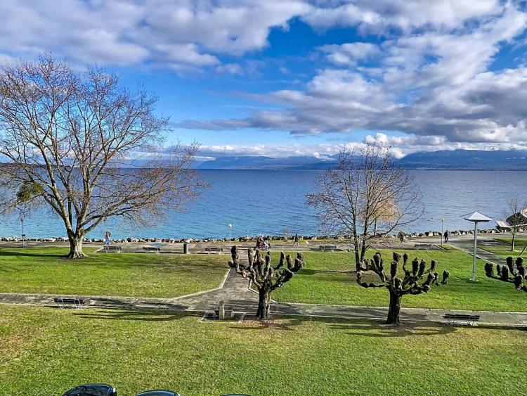 En Exclusivité Attique d’exception avec vue panoramique sur le Léman